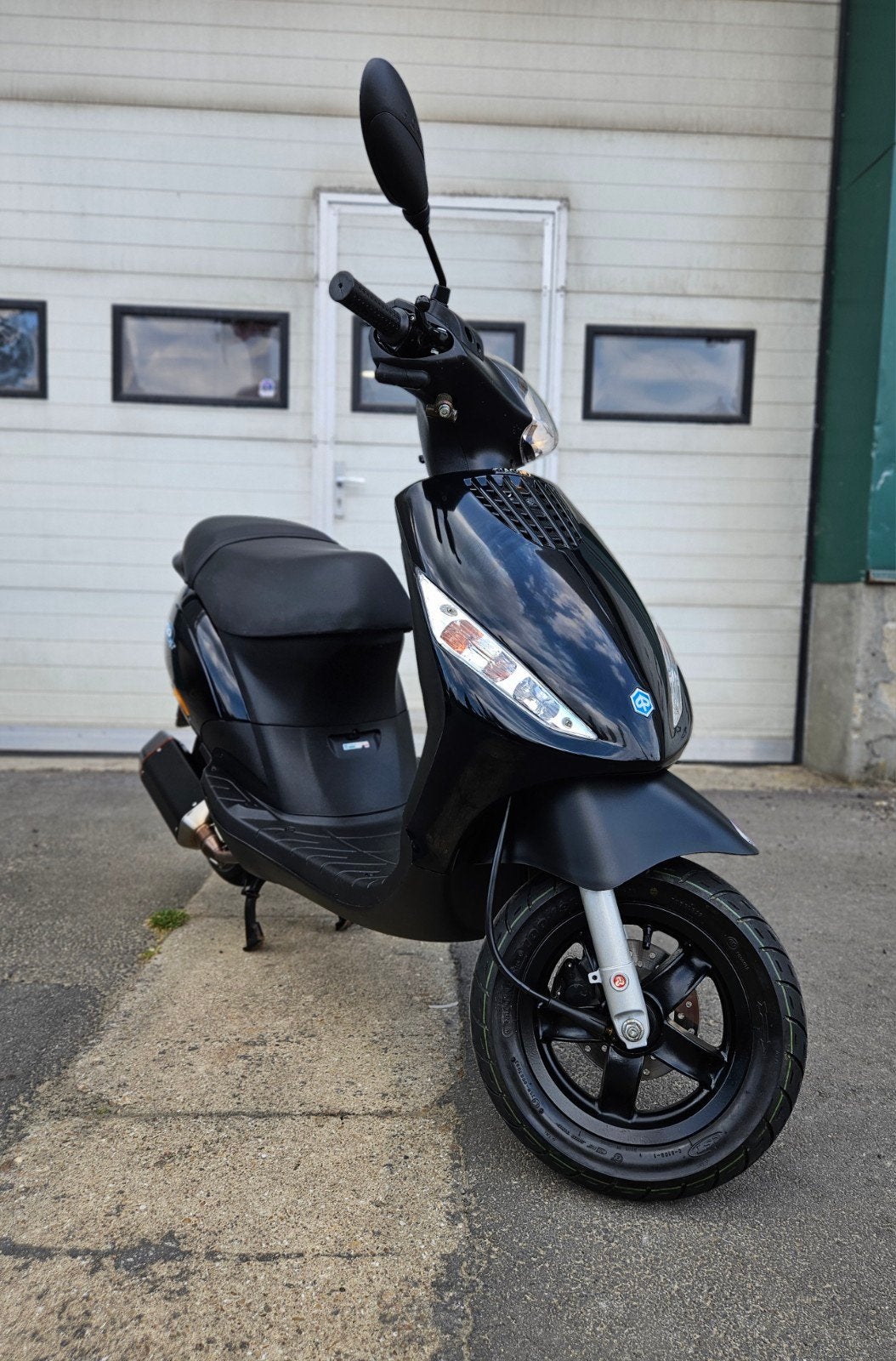 Piaggio Zip Original 50cc 4 temps Classe A 2015 - 974 km !!, Vélos & Vélomoteurs, Scooters | Piaggio, Comme neuf, Zip, Classe A (25 km/h)