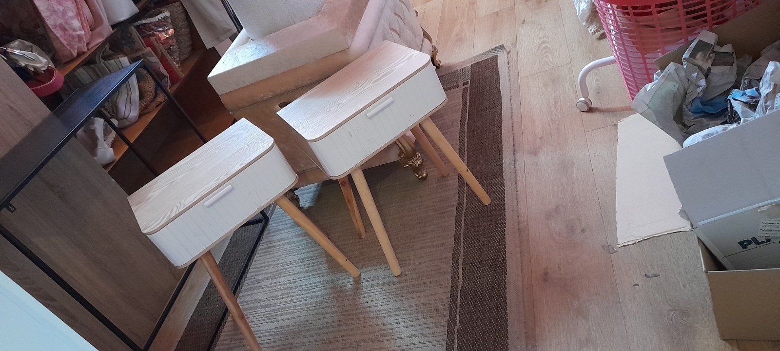 2 nachtkastjes, Huis en Inrichting, Slaapkamer | Nachtkastjes, Ophalen