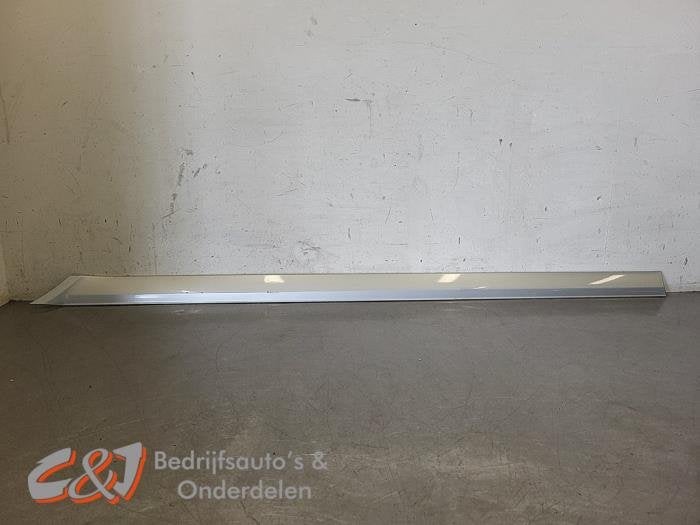 Bande décorative d'un Mercedes Vito, 3 mois de garantie, Utilisé, -, -