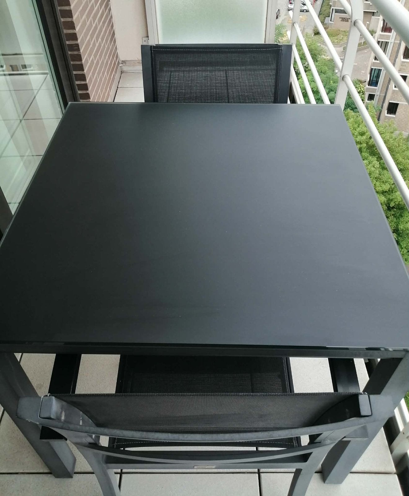Tribù Versus tafel + 2 stoelen, zeer degelijke kwaliteit, Inox, Zo goed als nieuw, Tuinset, Eettafel