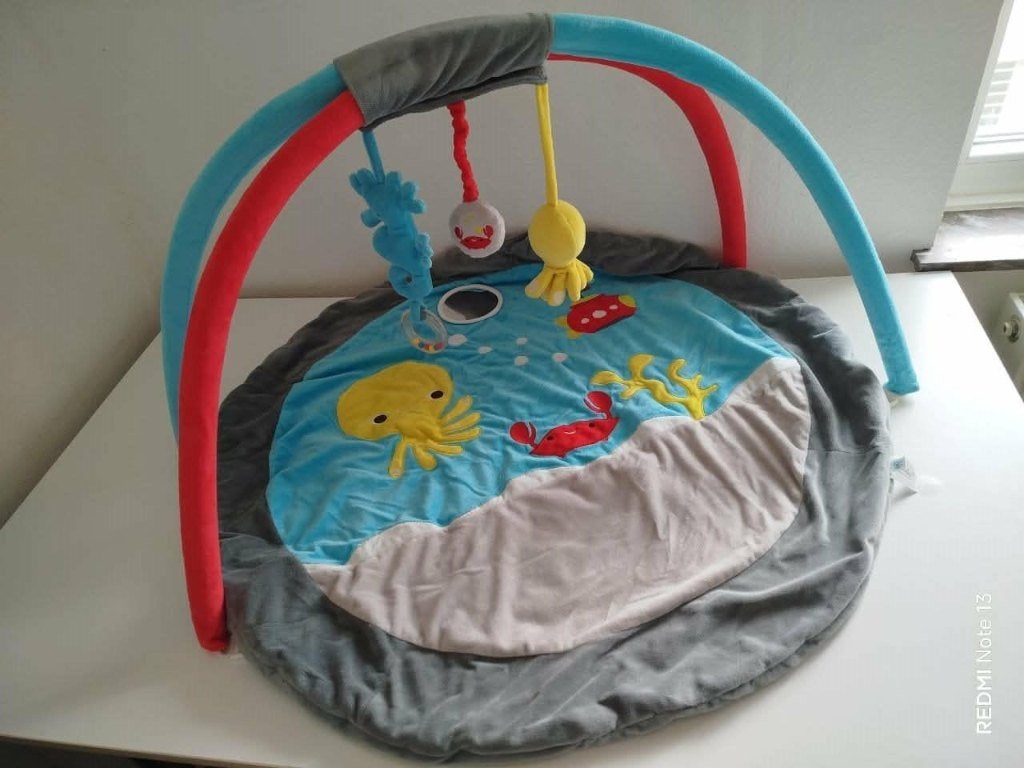 Tapis d’éveil avec arceaux, Enfants & Bébés, Enlèvement, Comme neuf