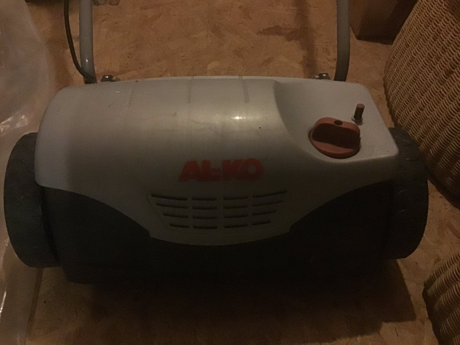 Verticuteer machine merk Alko op electricteit, Ophalen, Gebruikt