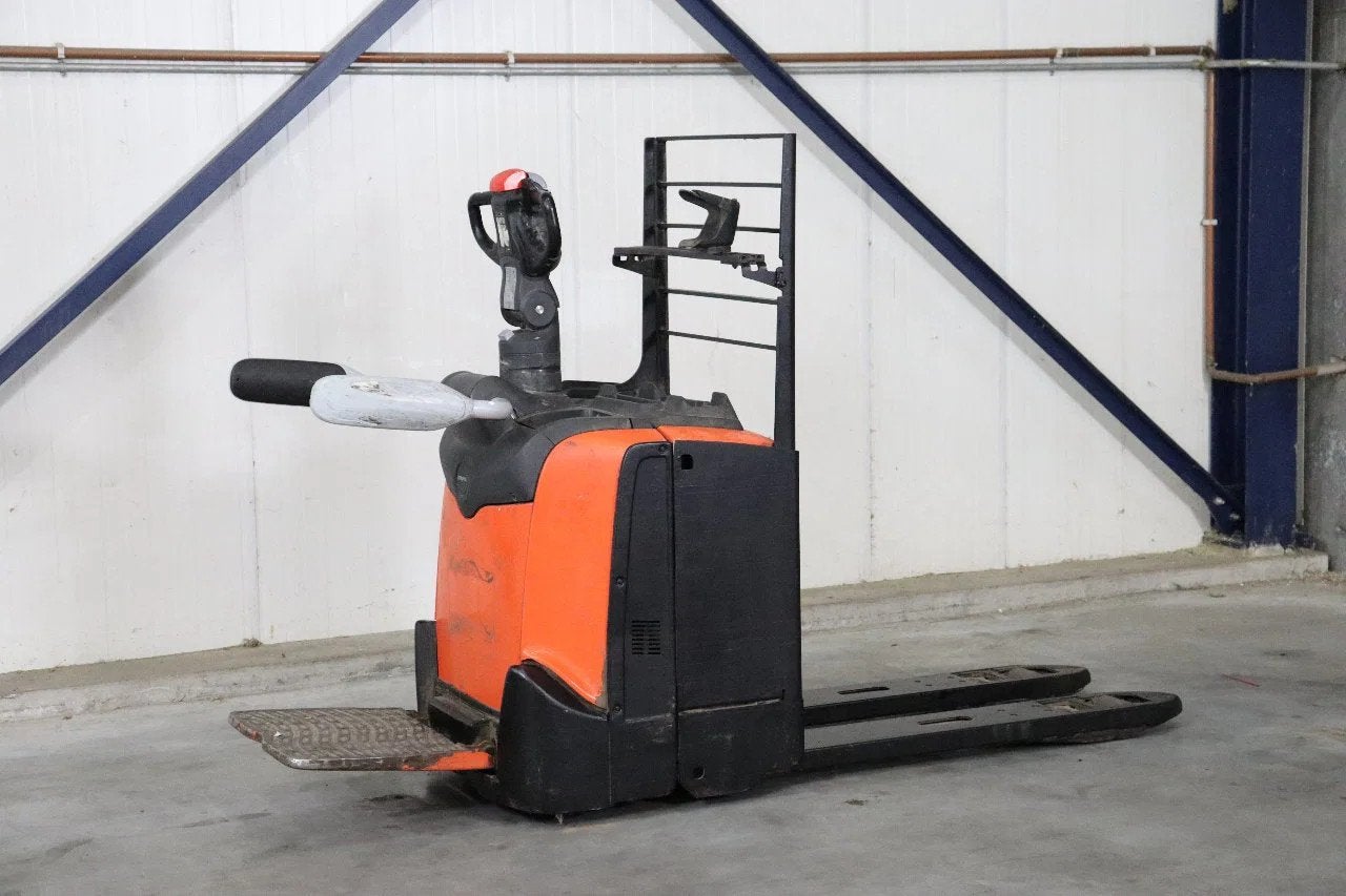 Toyota BT LPE200 2 ton elektrische pallettruck (bj 2018), Zakelijke goederen, Machines en Bouw | Heftrucks en Intern transport