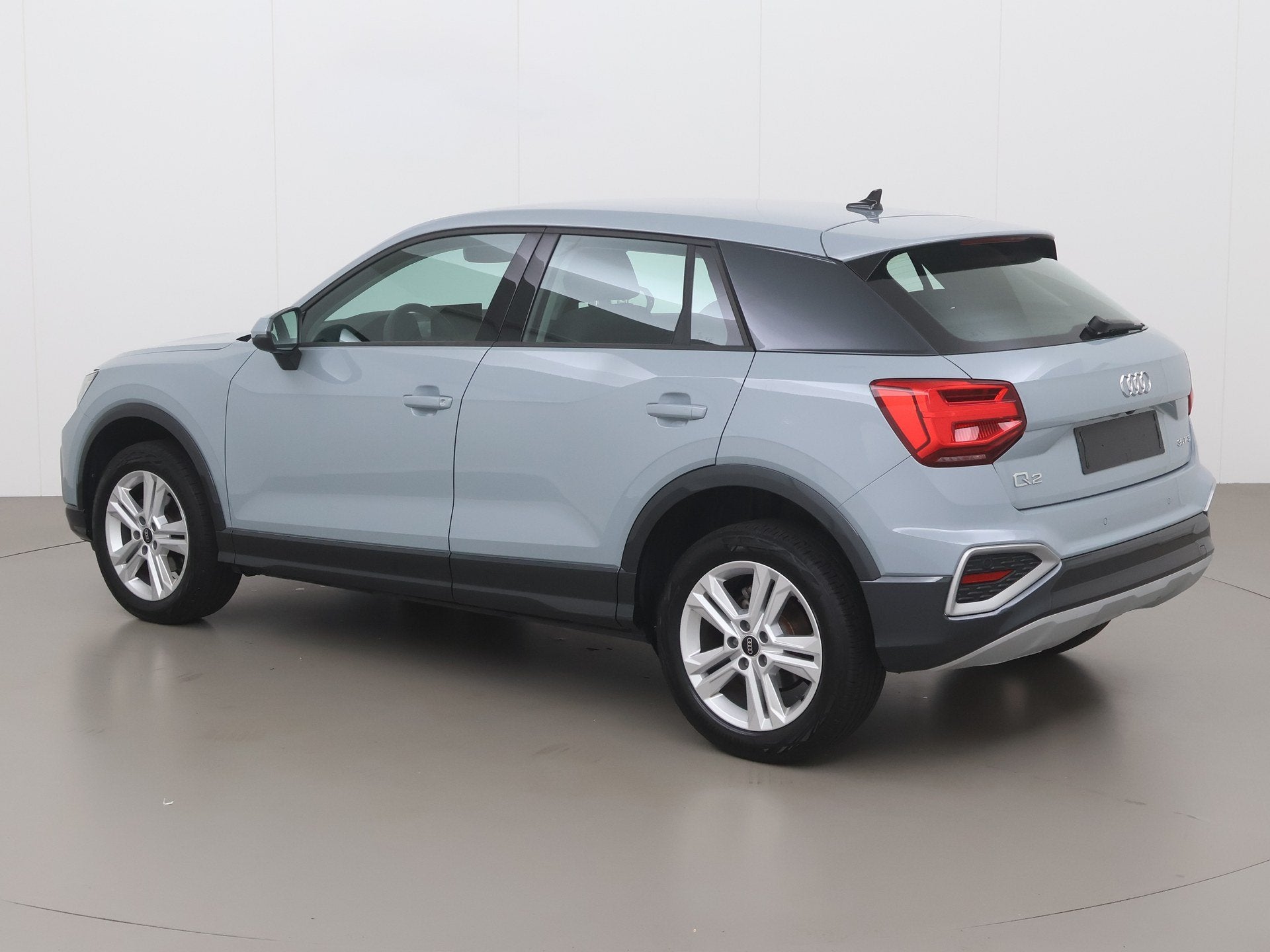 Audi Q2 tfsi business edition advanced 150 AT, Auto's, Audi, Automaat, Q2, Airconditioning, Bedrijf