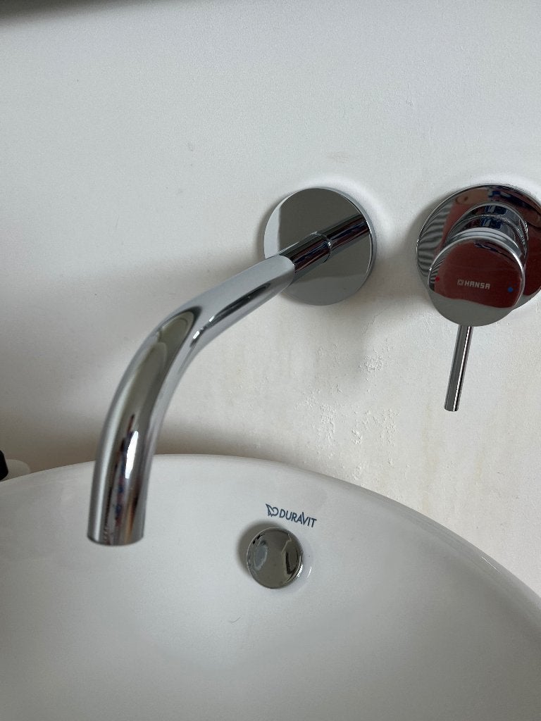 Badkamerkranen en waskom, Enlèvement, Chrome