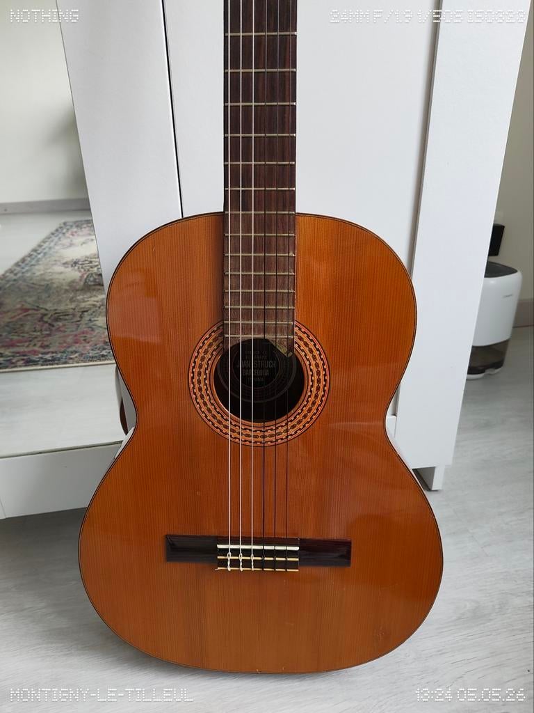 Guitare classique Juan Estruch