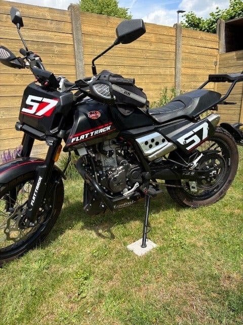 Hps Mondial Flat Track 125i ABS, Occasion, Permis Moto A1 minimum, Particulier, Éclairage LED