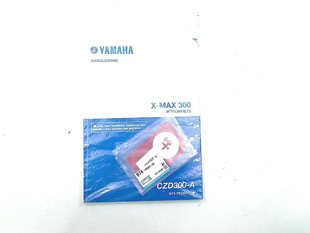 MANUEL UTILISATEUR NOTICE Yamaha MT 09 2021-2023 (MT09 B7N), Motos, Dhr. S. di Majo, Utilisé, Info@cama-motorparts.nl, P.J. Troelstraweg 8 8
3144 CX  MAASSLUIS, NL