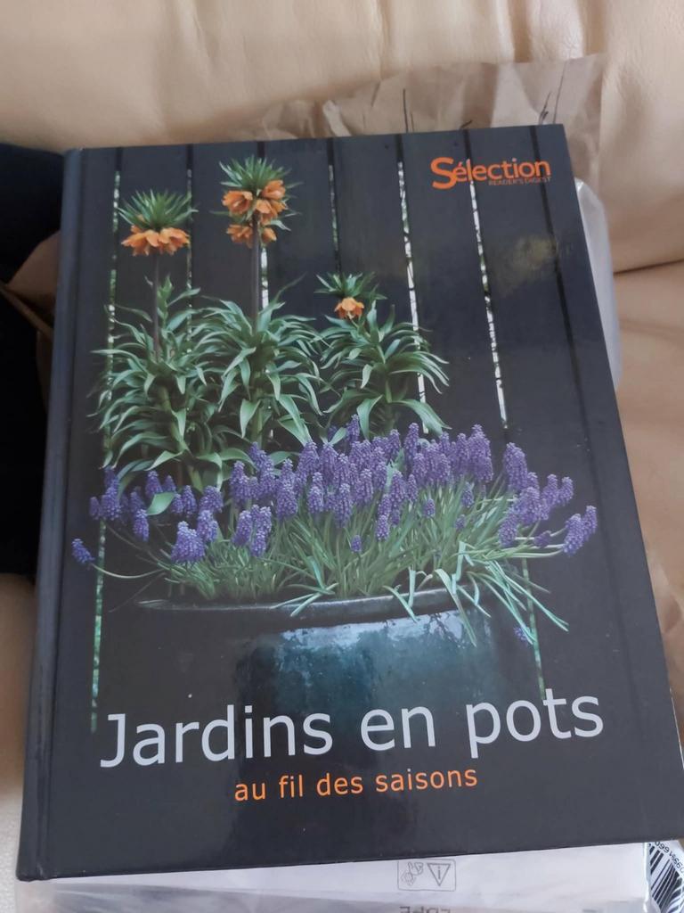 livre pour plante, Enlèvement