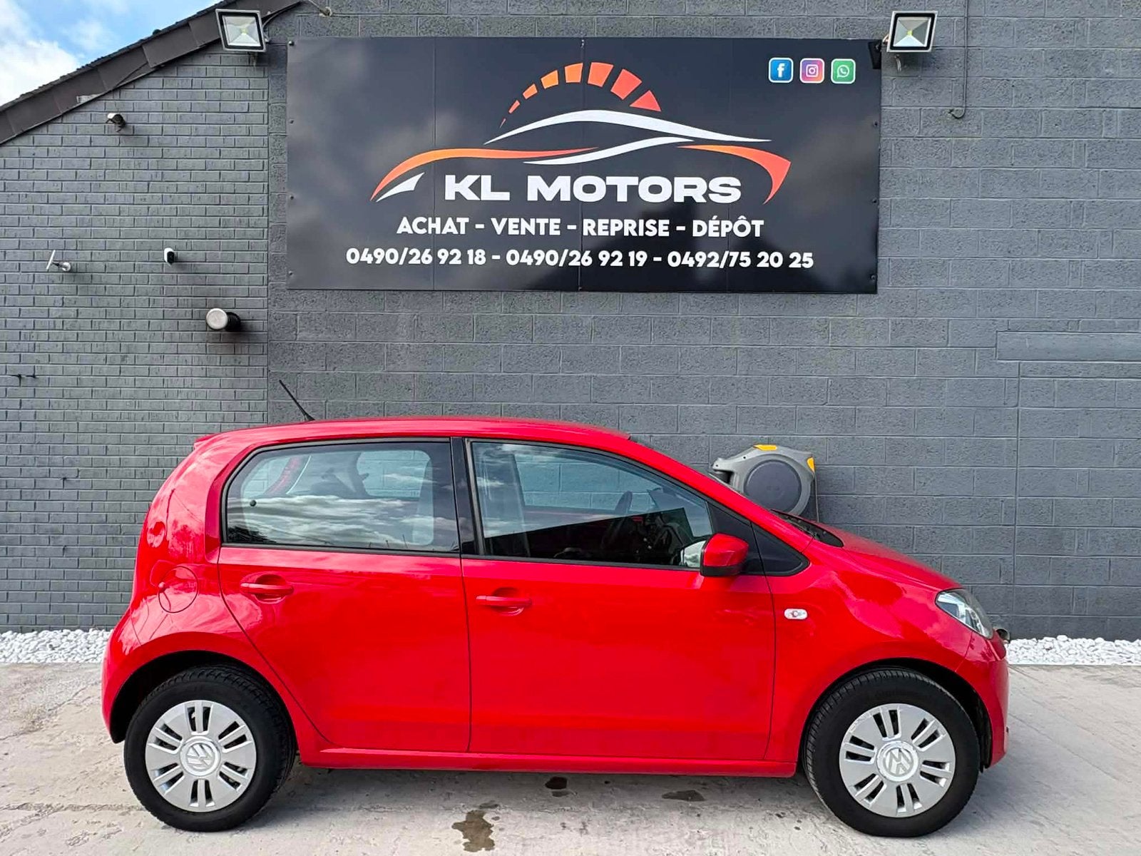 VW UP! 1.0i ESSENCE 114 000KM CARPASS 5 PORTES 2016 EURO 6B, Rouge, Achat, Entreprise, Boîte manuelle