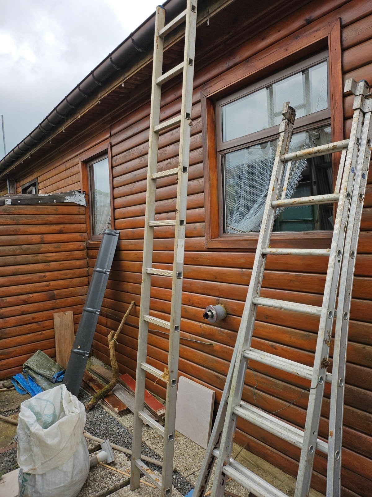 Lot de 2 échelles, Bricolage & Construction, Enlèvement, Échelle