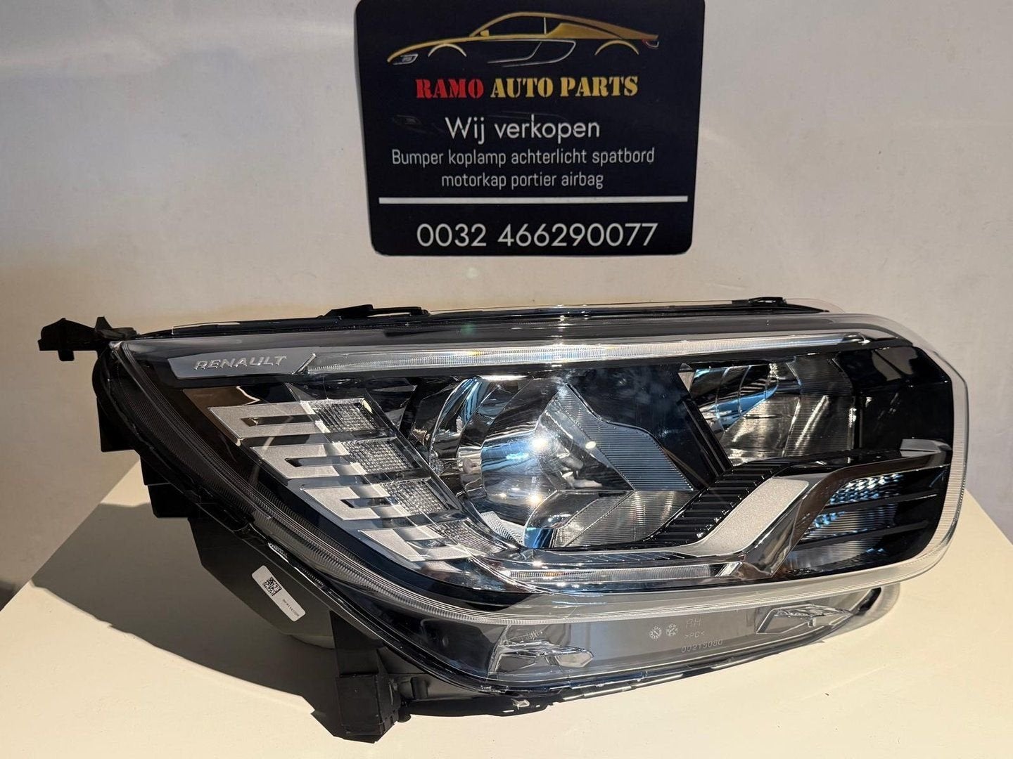 RENAULT EXPRESS KOPLAMP RECHTS ORIGINEEL 260105660R, Gebruikt, -, Renault, -