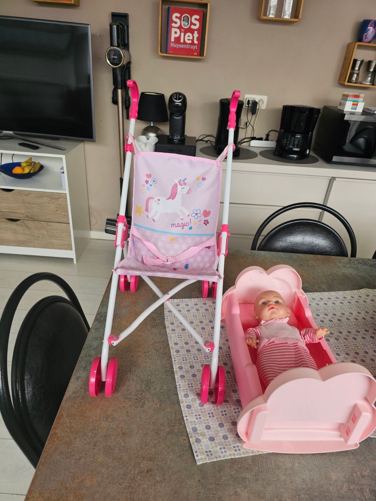 Poppenbuggy + bedje, Ophalen