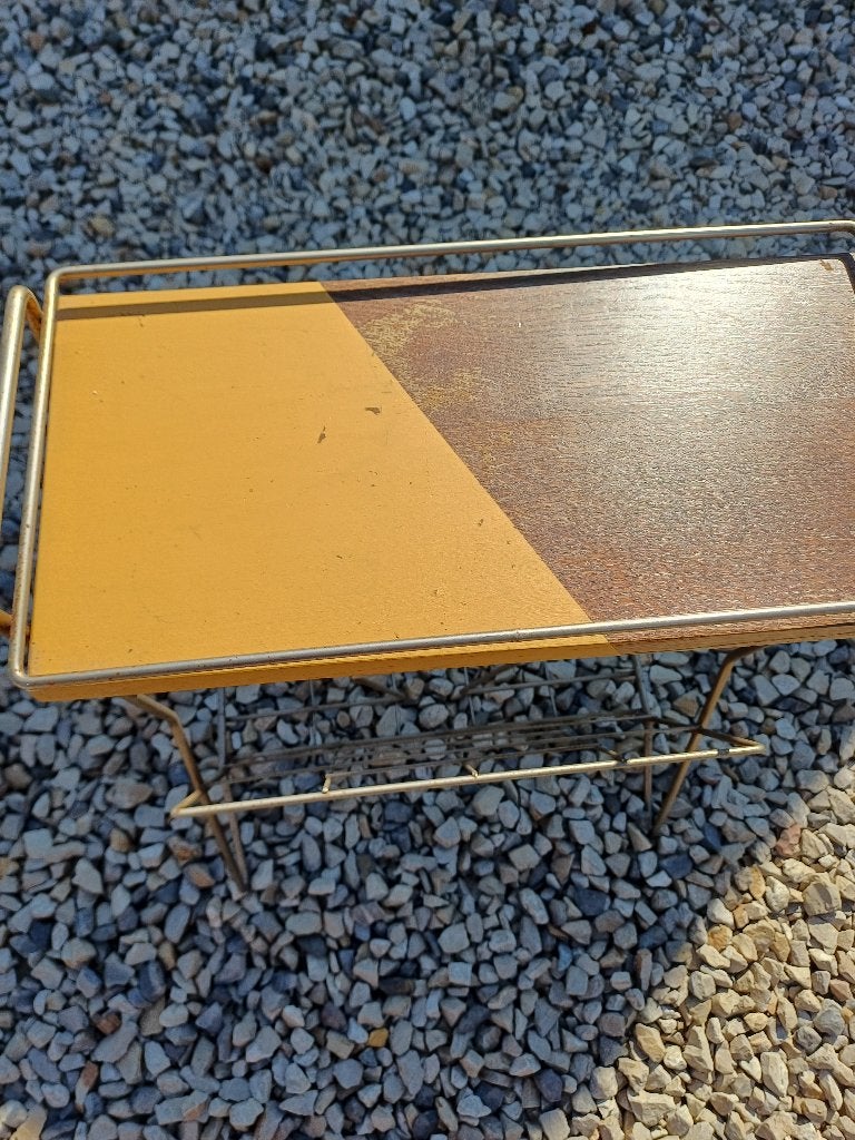 porte-revues rétro, Maison & Meubles, Tables | Dessertes, Métal, Enlèvement, Utilisé, Rectangulaire
