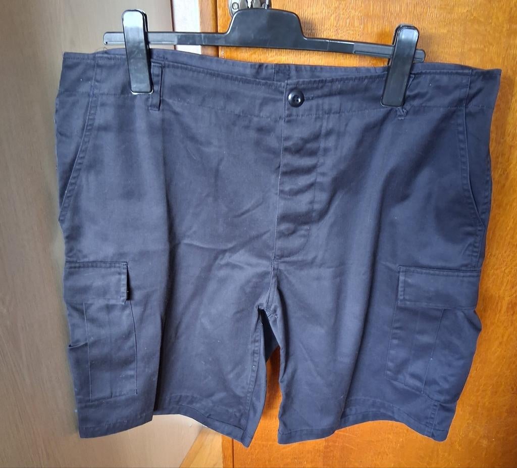 Combat short large reguler. Ook in kaki.zie foto's, Ophalen
