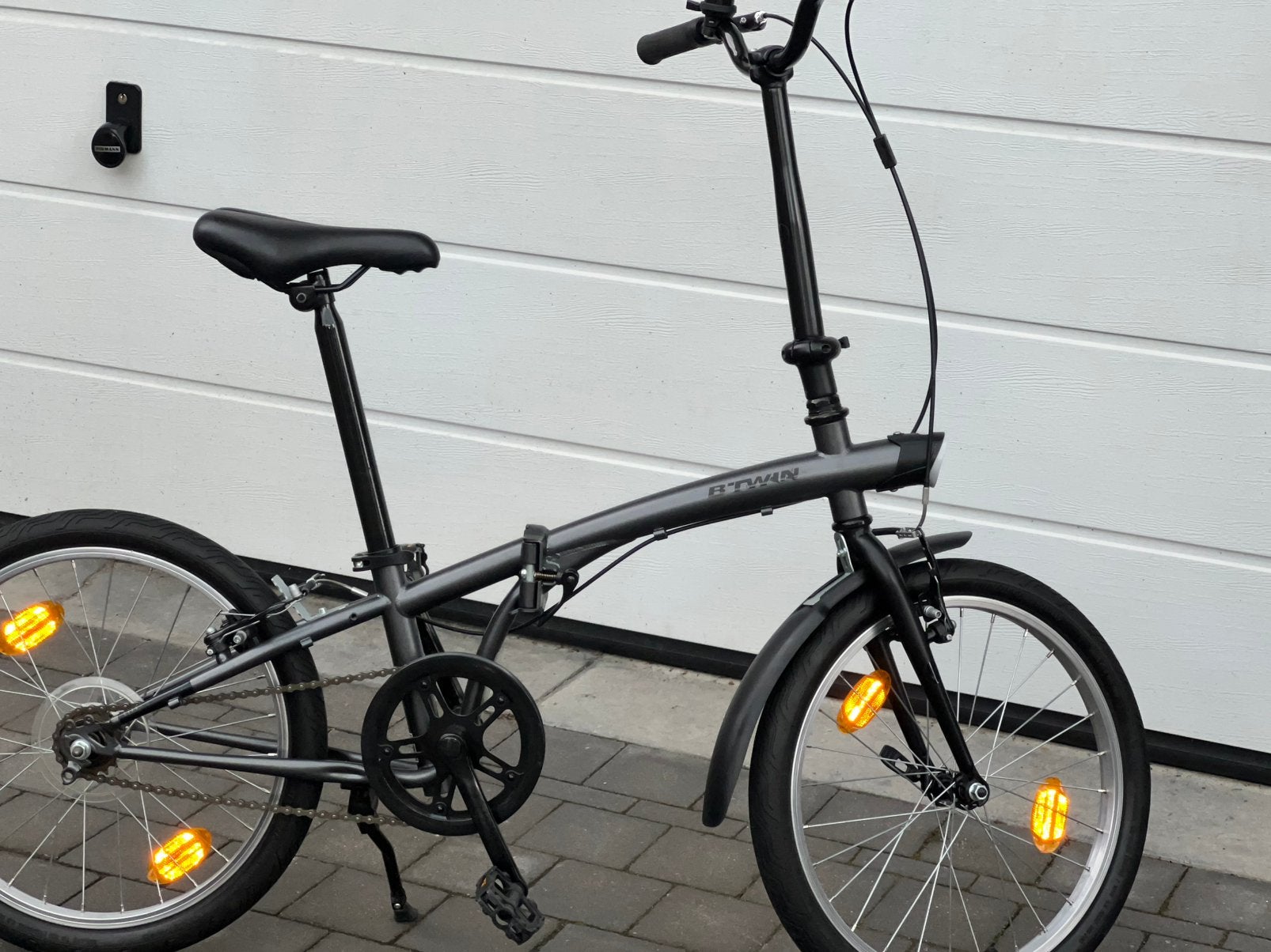 B-twin tilt 100 vouwfiets, Fietsen en Brommers, Fietsen | Vouwfietsen, Ophalen, Zo goed als nieuw