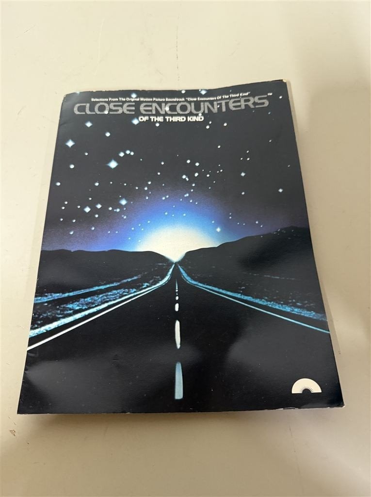 Close Encounters of the Third Kind - Bladmuziek Boek 1978, Musique & Instruments, Partitions, Enlèvement ou Envoi, Comme neuf