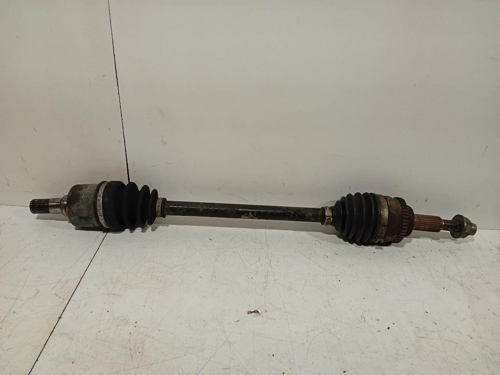 Aandrijfas links voor Suzuki Swift, Onderdelen@venauto.nl, Van der Ven Autorecycling B.V., Ettenseweg 76, 4706 PB Roosendaal, The Netherlands