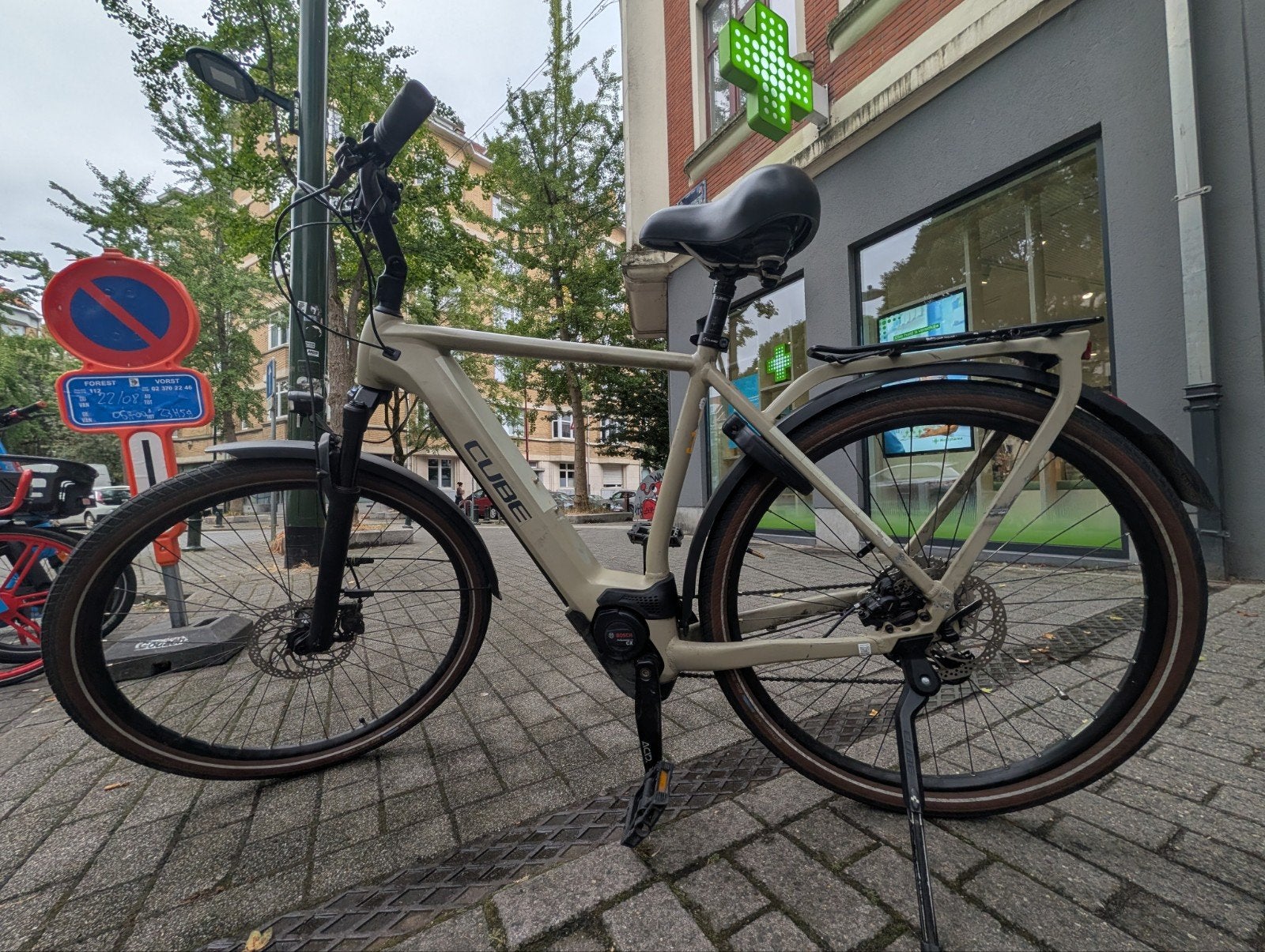 VAE Cube Kathmandu Pro (Moteur Bosch) - Mécanique refaite à, Fietsen en Brommers, Ophalen, Gebruikt, Overige merken