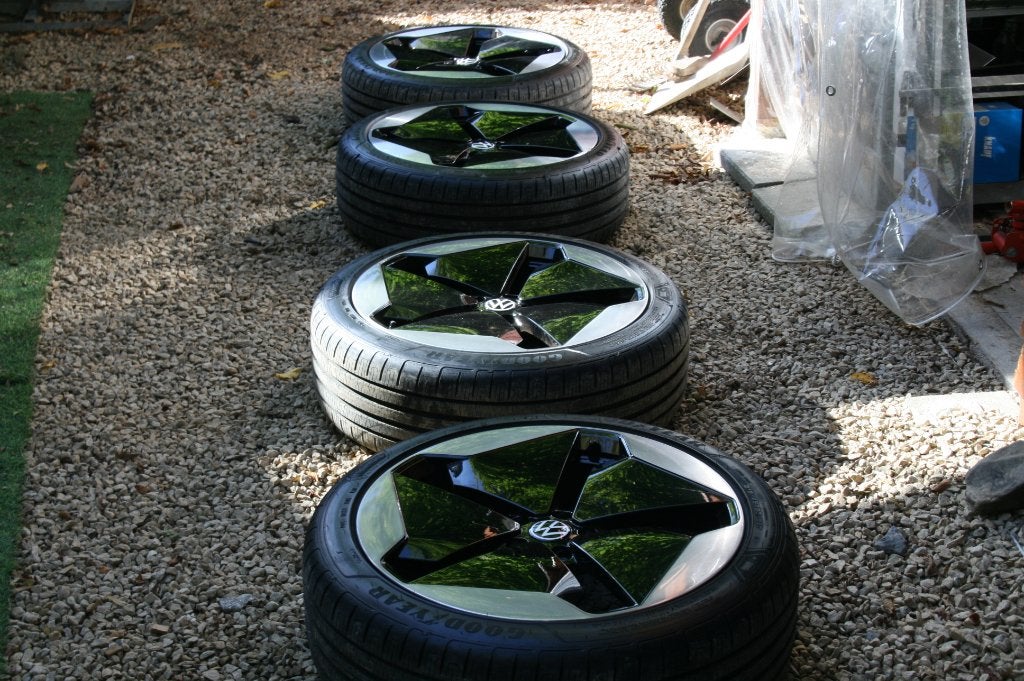 Jantes de 20 pouces id 3 avec pneus d'été, Pneus et Jantes, 215 mm, Véhicule de tourisme, Pneus été