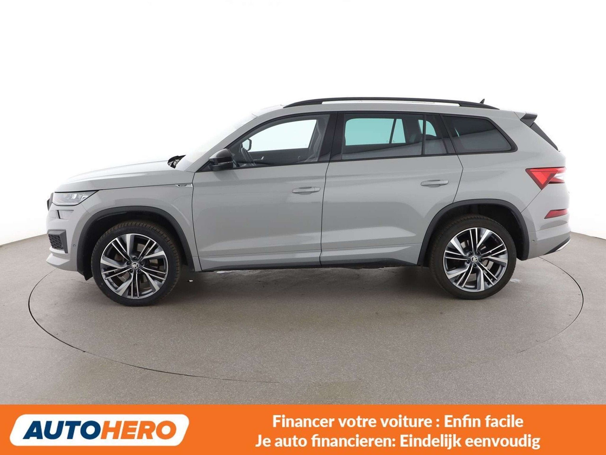 Skoda Kodiaq 2.0 TSI Sportline 4x4 (automatique), Autos, Argent ou Gris, Achat, Euro 6, Détection des panneaux routiers