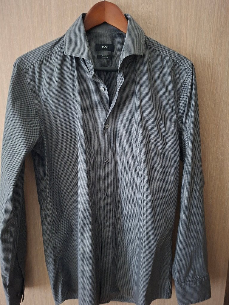 Chemise Hugo Boss taille 40, Tour de cou 39/40 (M), Enlèvement ou Envoi, Autres couleurs, Comme neuf