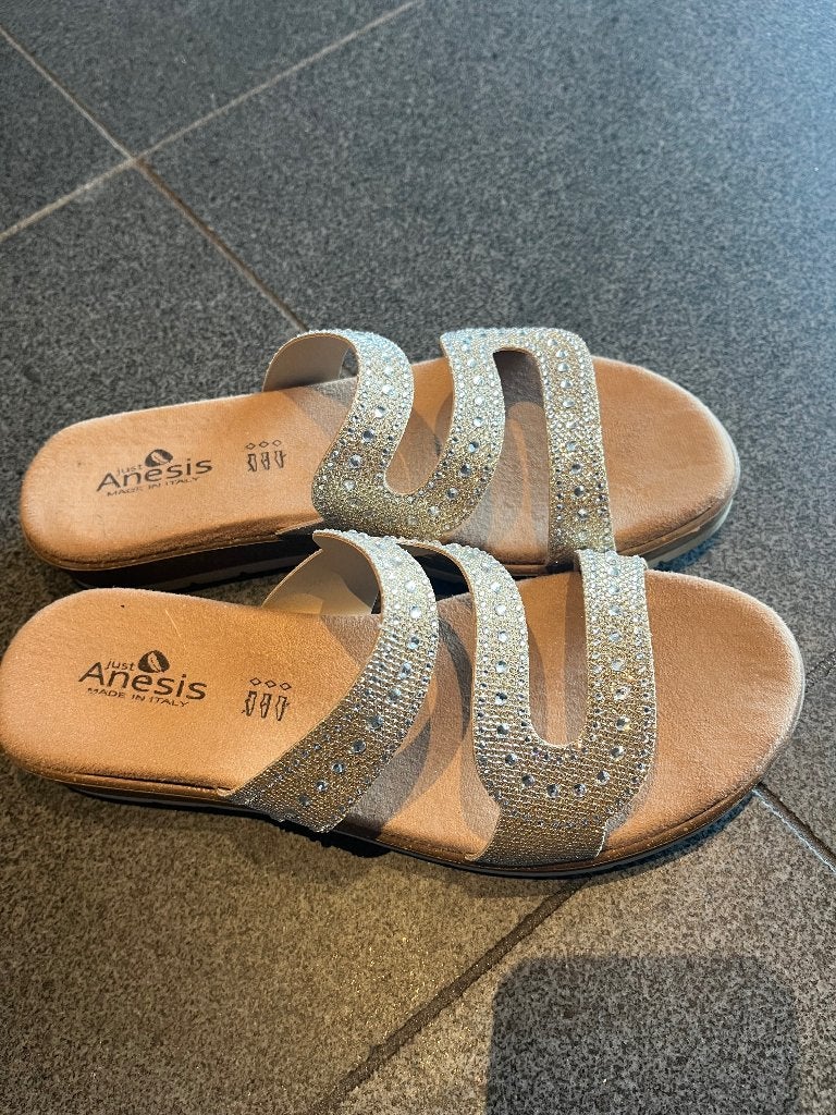 Slippers maat 39, Slippers, Overige kleuren, Ophalen of Verzenden, Zo goed als nieuw