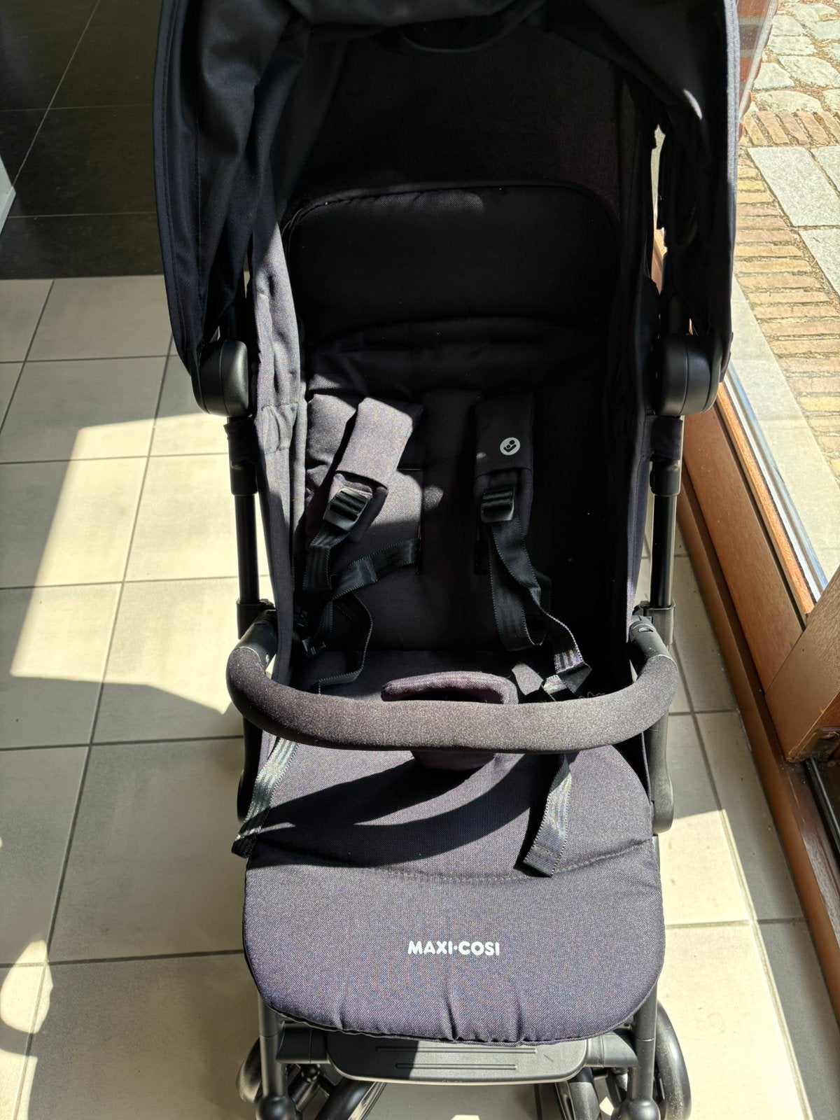 Buggy Maxi Cosy Lara2, zo goed als nieuw, Ophalen of Verzenden, Zo goed als nieuw
