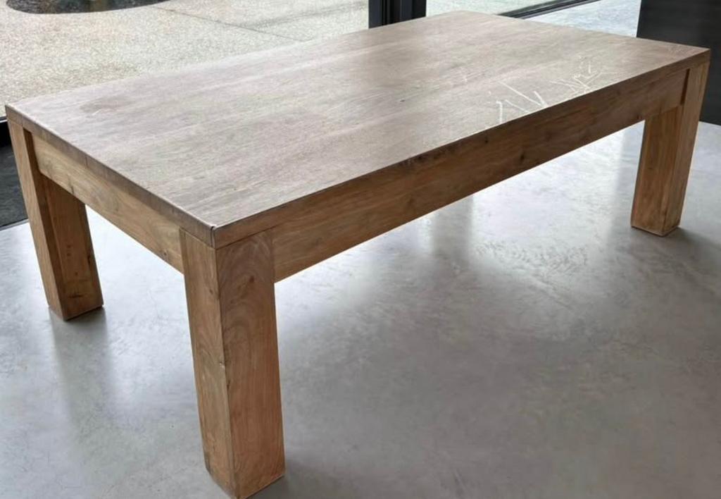 Salon tafel stevig hout, Huis en Inrichting, Ophalen, Gebruikt