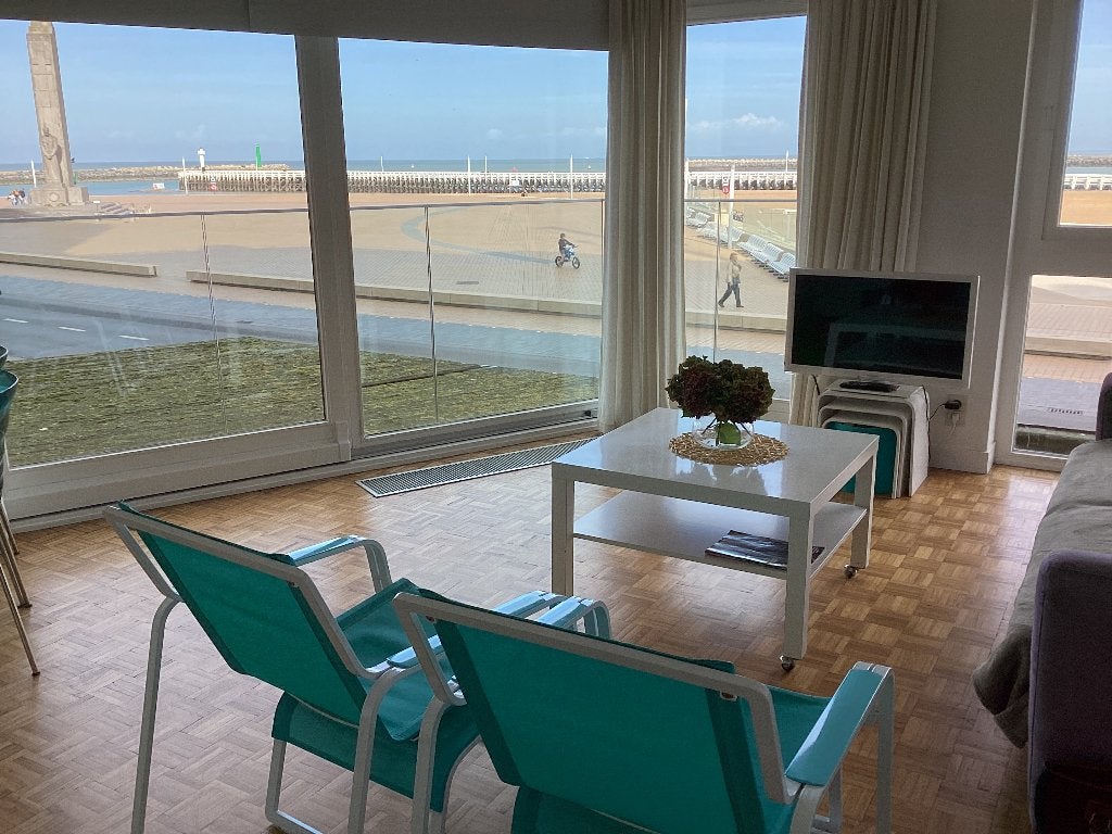 TE HUUR: mooie studio, UNIEK ZEEZICHT, OOSTENDE, Vakantie, Antwerpen of Vlaanderen, 3 personen, Appartement, Eigenaar