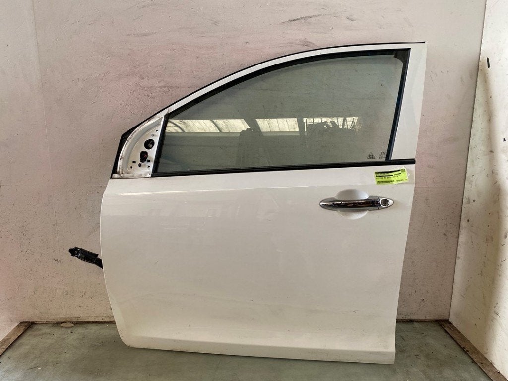 PORTIER LINKS VOOR Kia Picanto (JA) (|76003G6000|), Deur, Theodor-Heuss-Allee 11
60486  Frankfurt am Main, DE, Kia Deutschland GmbH