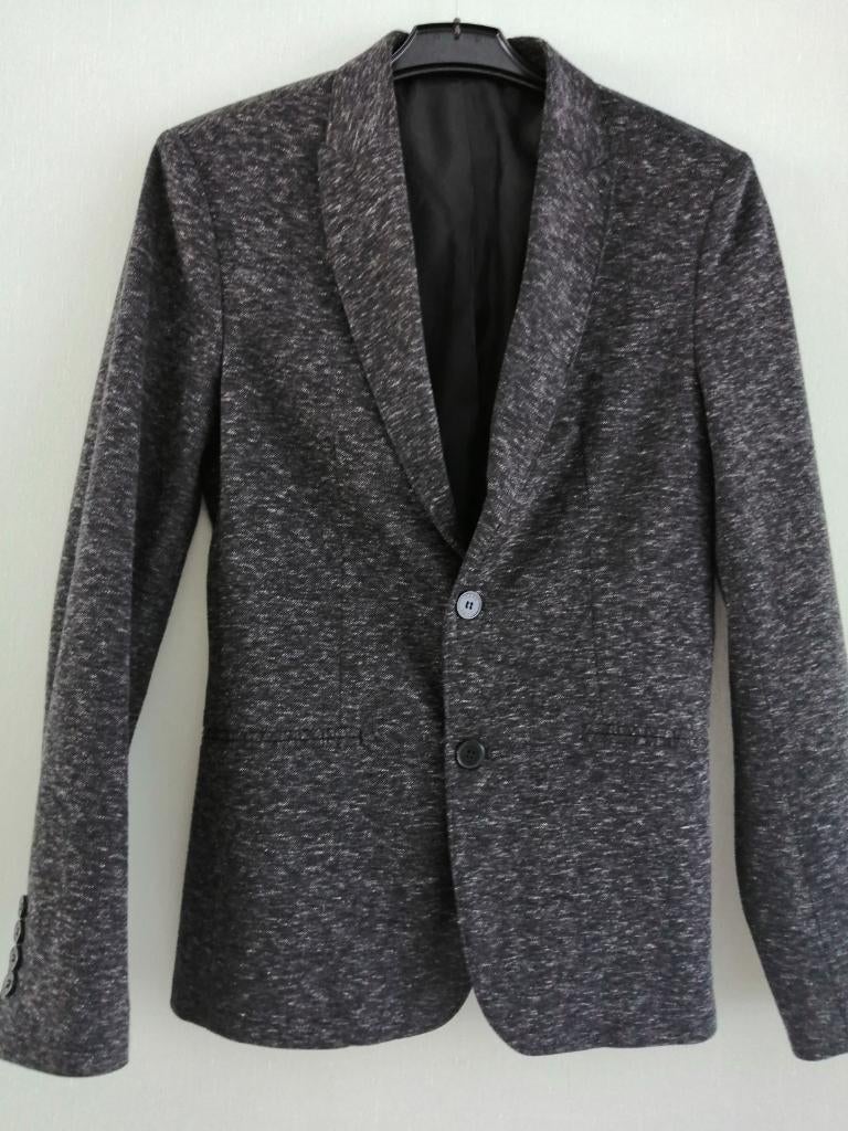 joli blazer Zara Man taille S, Vêtements | Hommes, Gris, Zara Man, Porté, Taille 46 (S) ou plus petite