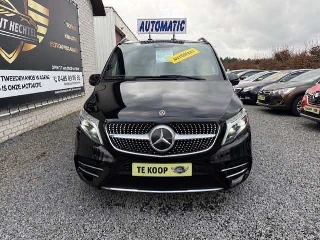 Mercedes V 300d AUTOMAAT dubbelcabine AMG PACK 79 000 km !, Auto's, Automaat, Dealer onderhouden, 1995 cc, Zwart