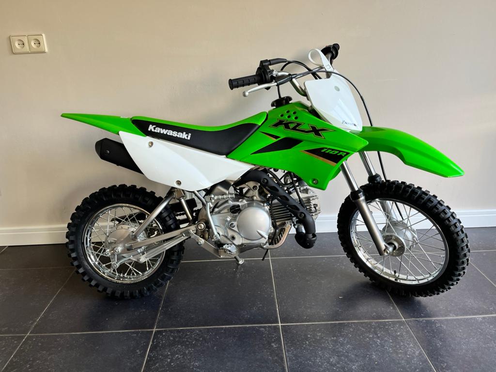 Kawasaki klx110 in Nieuwstaat!!!, Fietsen en Brommers, Ophalen, Zo goed als nieuw
