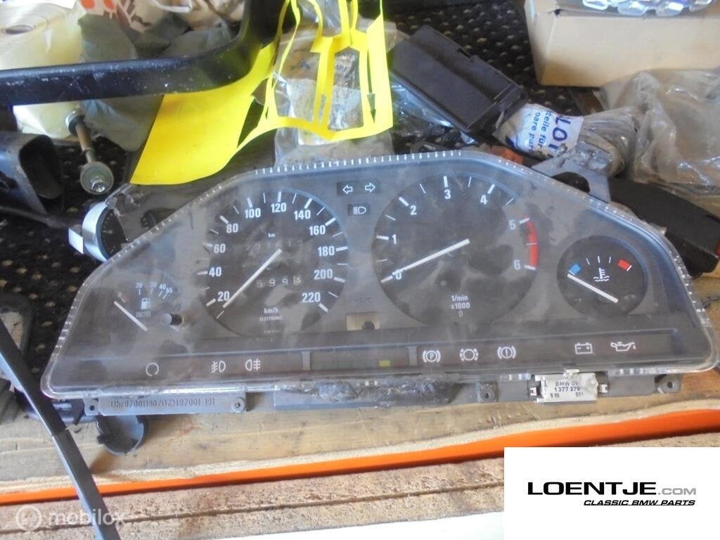 Tellerbak BMW 3-serie E30 ('84-'92), Enlèvement ou Envoi, Utilisé, BMW