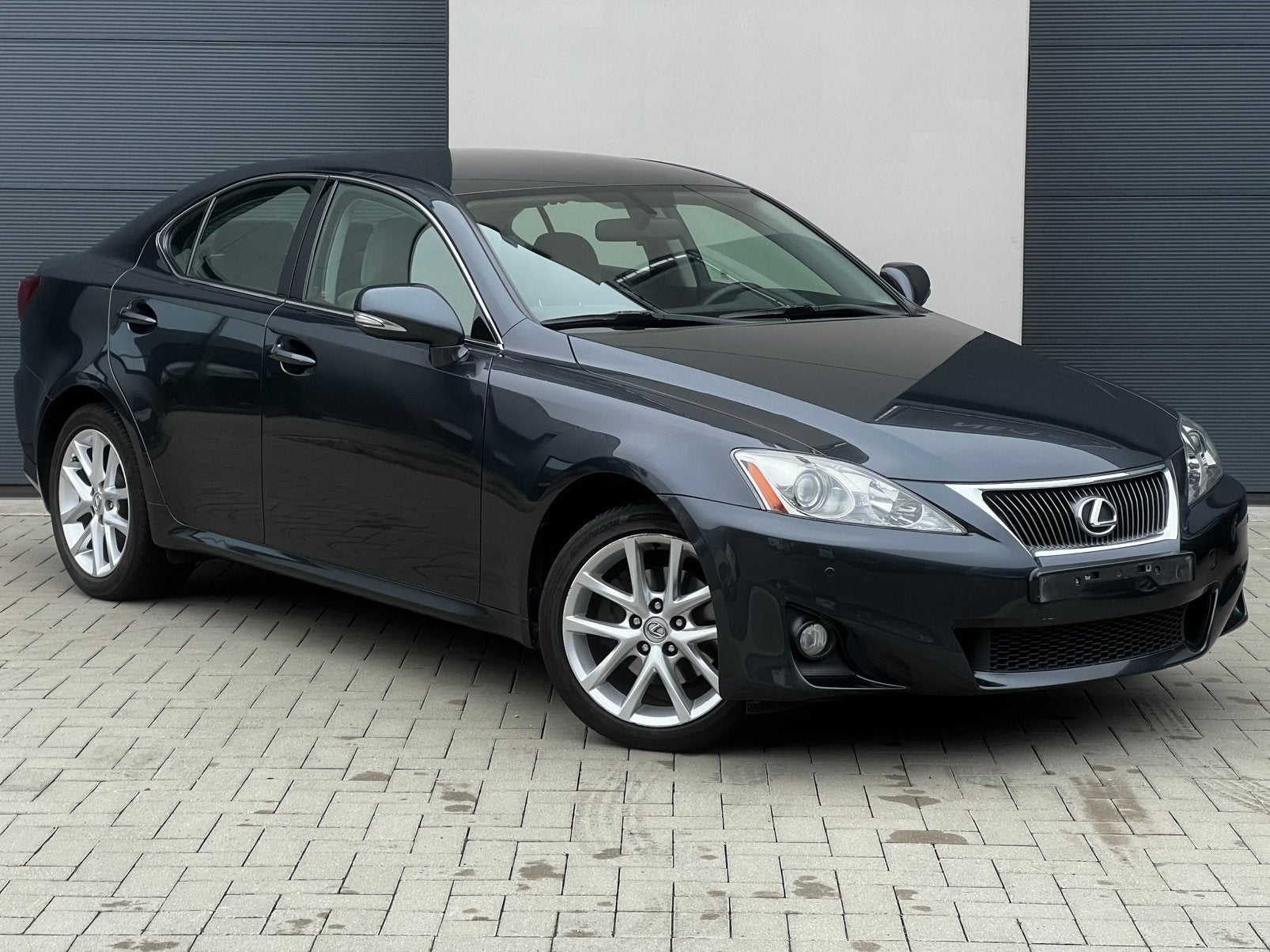 Lexus is 200d / 1ste eigenaar / 2011bj / euro 5 / dealer ohb, Auto's, Achterwielaandrijving, 110 kW, 4 cilinders, Bedrijf