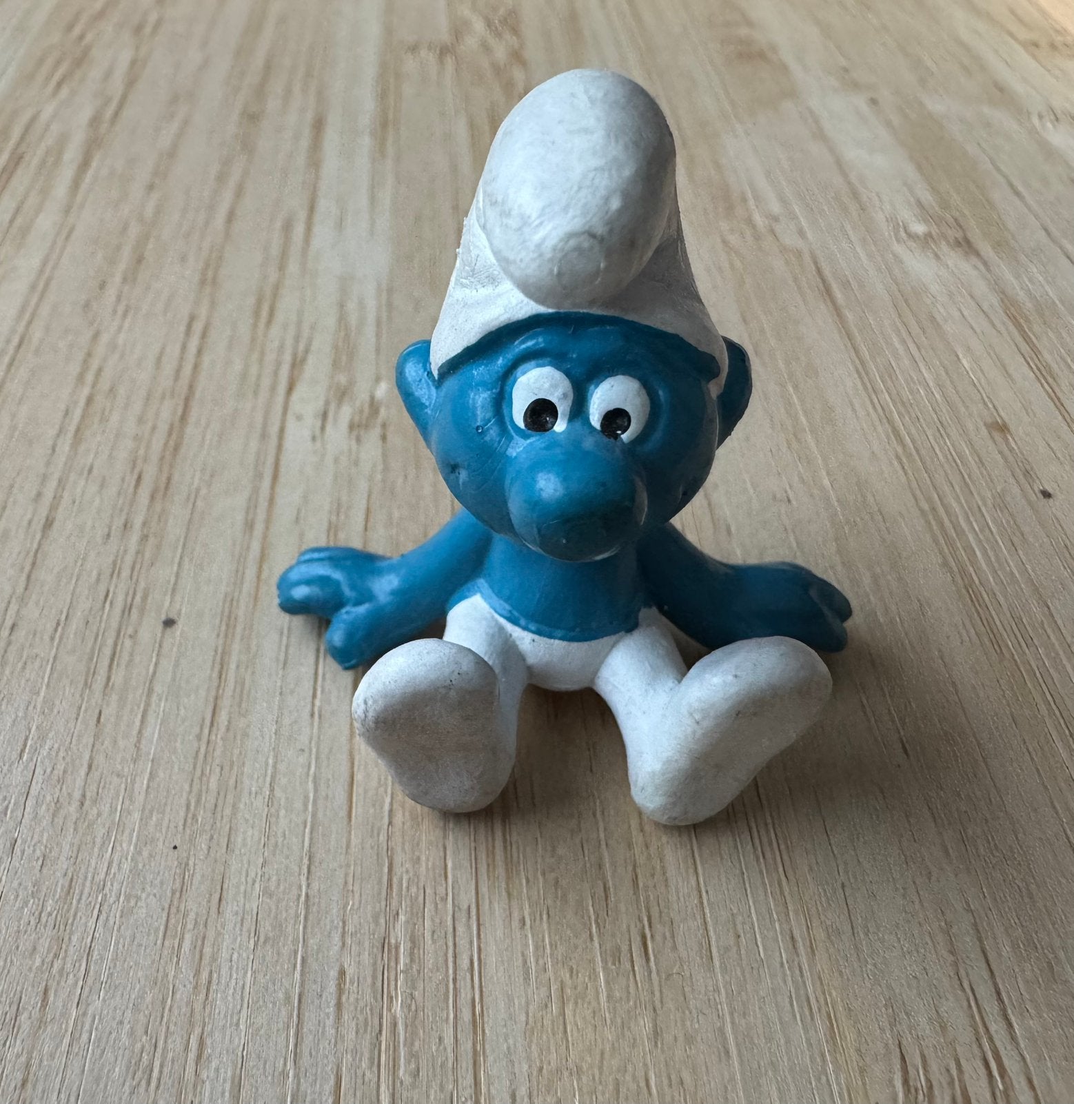 Miniatuur smurf - zittende smurf, Ophalen, Gebruikt, Overige Smurfen, Poppetje, Figuurtje of Knuffel