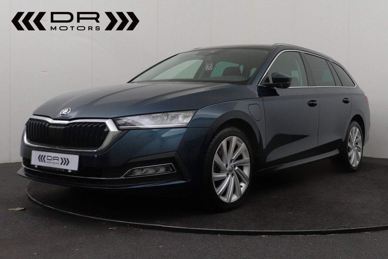 Skoda Octavia COMBI 1.4 TSI -  CARPLAY, Auto's, 5 deurs, Hybride Elektrisch/Benzine, 0 km, 151 kW