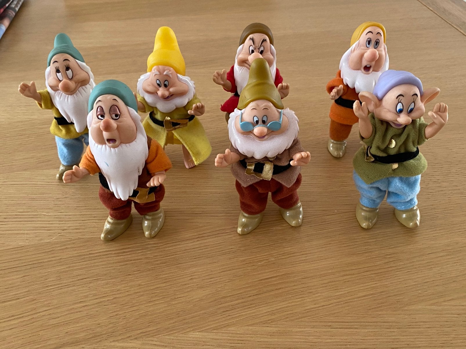 Disney : de 7 dwergen met beweegbare armen en benen, Enlèvement ou Envoi, Utilisé