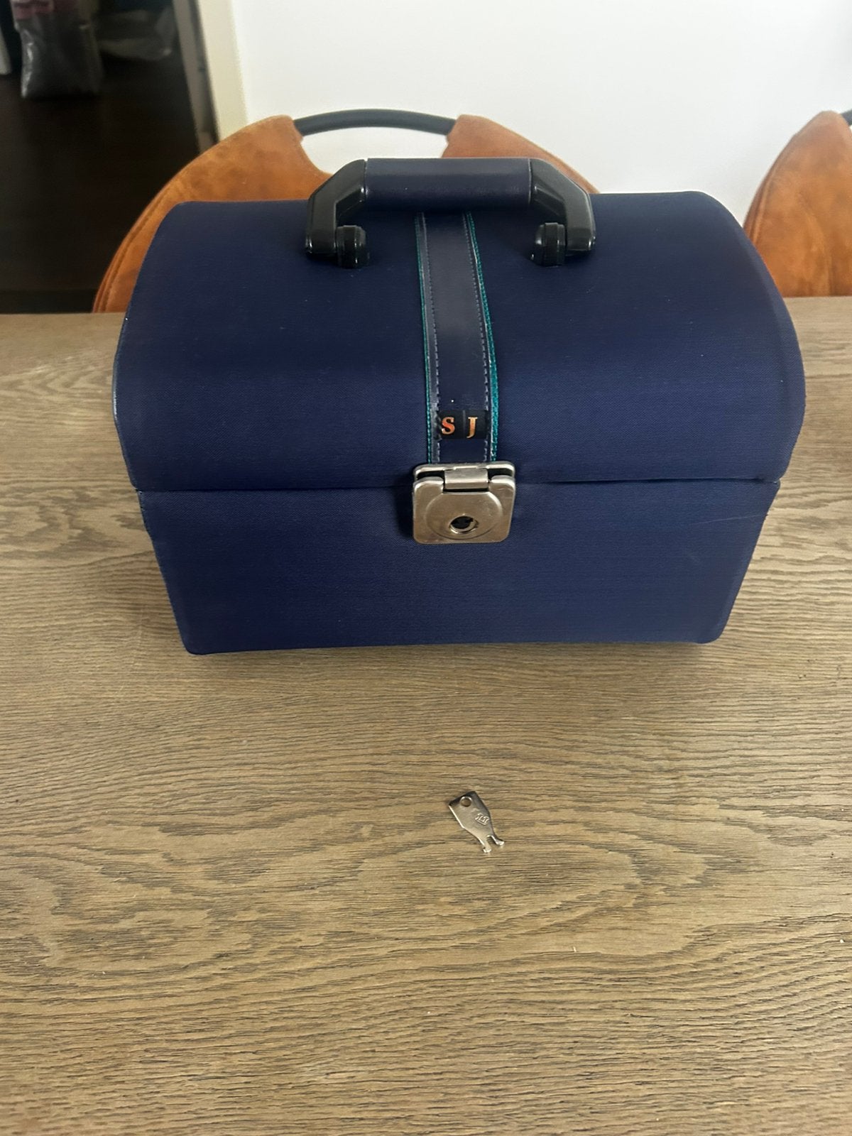 Trousse de beauté vintage, Bijoux, Sacs & Beauté, Boîtes de maquillage & Beauty case, Enlèvement, Utilisé, Bleu, Avec miroir(s)