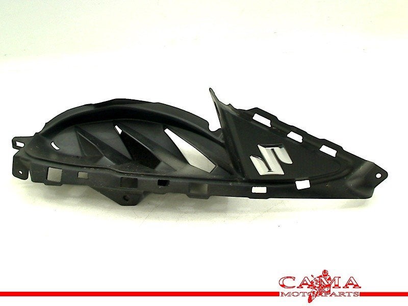 ZIJKUIPDEEL RECHTS Suzuki GSX R 125 2020-2021 (GSX-R125XA), Dhr. S. di Majo, Gebruikt, Info@cama-motorparts.nl, P.J. Troelstraweg 8 8
3144 CX  MAASSLUIS, NL