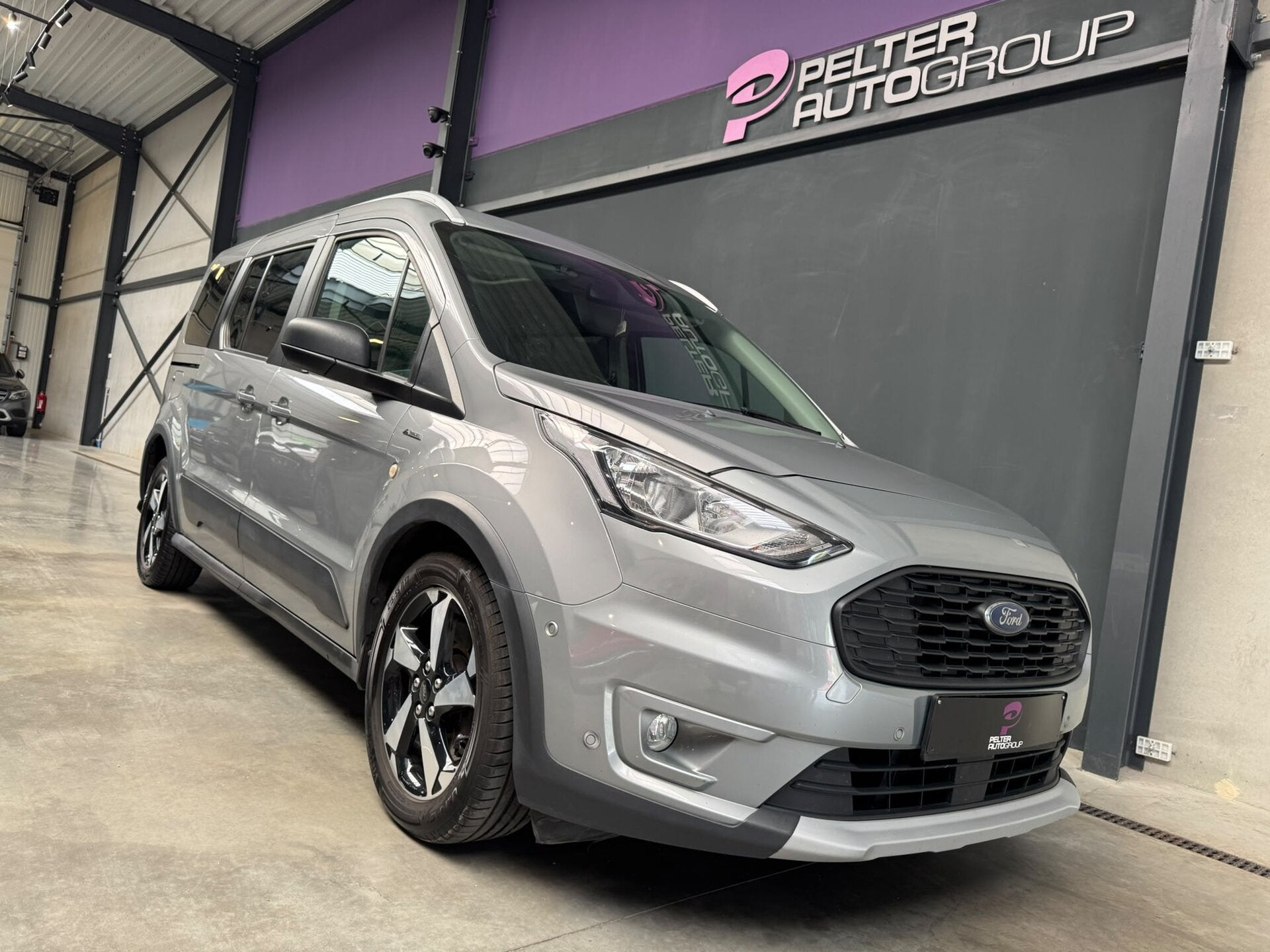 Ford Tourneo Connect 1.5TDCi Active Automaat GPS Camera 7-Z, Autos, Argent ou Gris, Achat, Euro 6, Entreprise