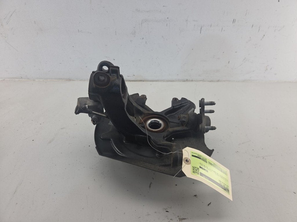 FUSEE LINKS VOOR Seat Ibiza V (KJB) (01-2017/-), Gebruikt, Service@seat.de, Seat Deutschland GmbH, Seat