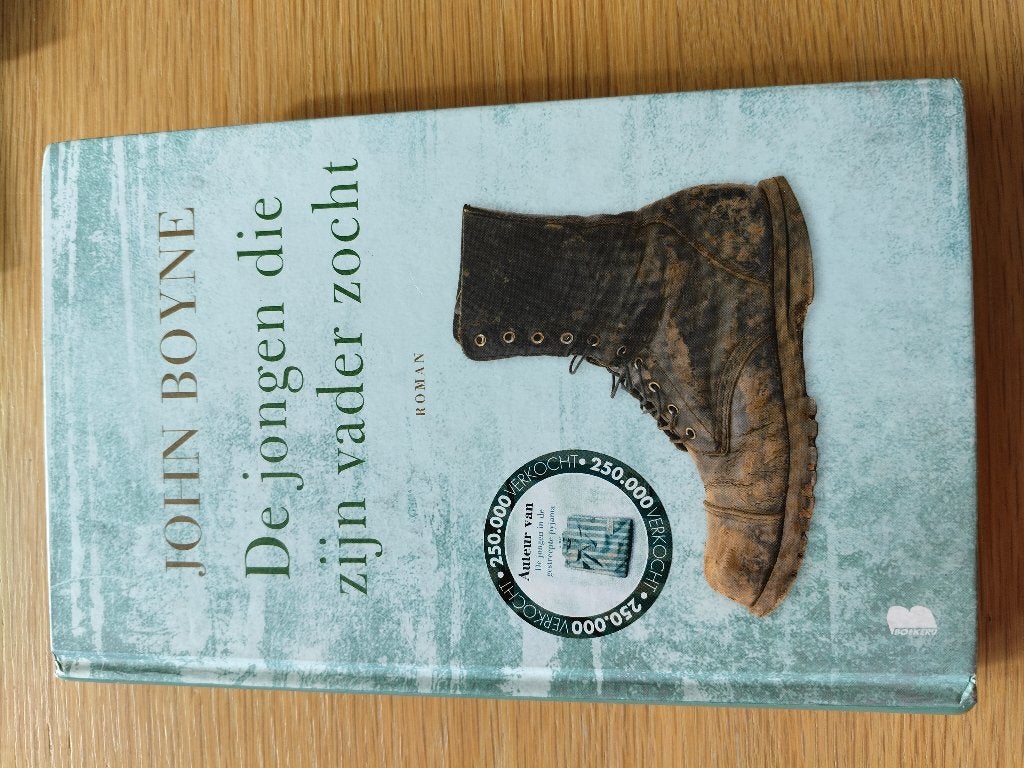 De jongen die zijn in vader zocht, Ophalen of Verzenden, Zo goed als nieuw