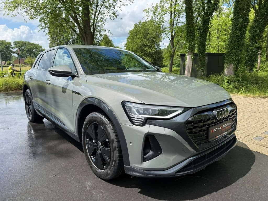 Audi Q8 e-tron 106 kWh 55 Quattro/BELG/PANO/CAM/HUD/ADAPTICE, Auto's, Gebruikt, Zwart, 408 pk, Q8 e-tron