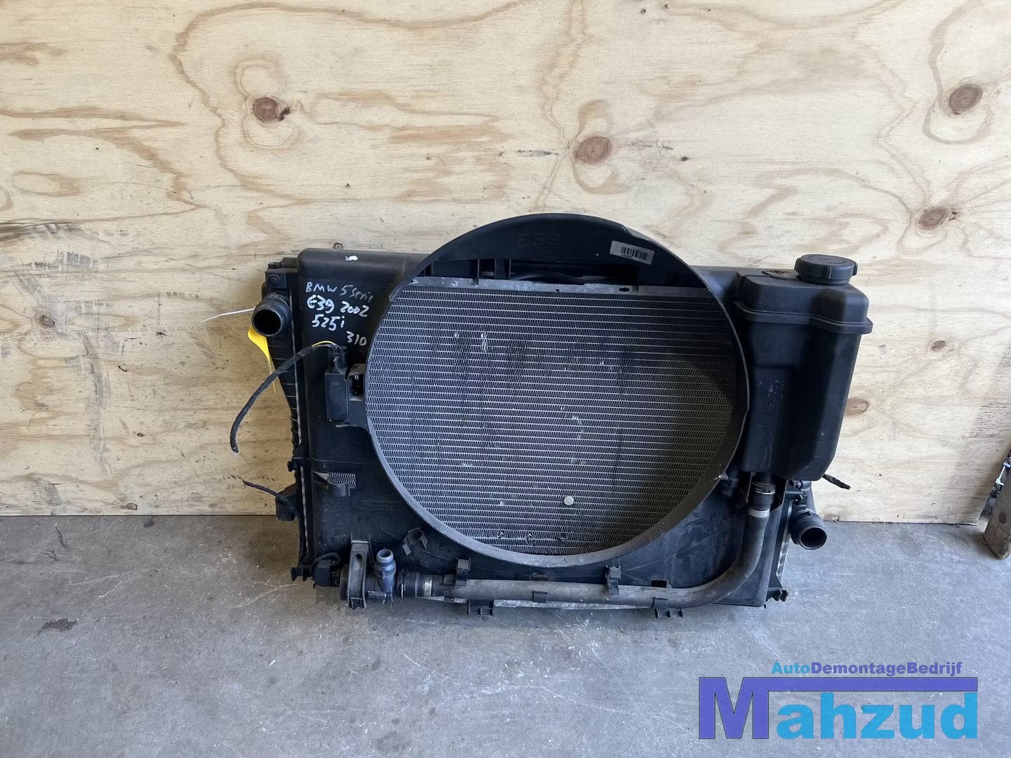 BMW 5 SERIE E39 Touring 525i koelerpakket koelerset 1996-200, Petuelring 130
80788  Munich, DE, Info@bmw.de, Utilisé, BMW