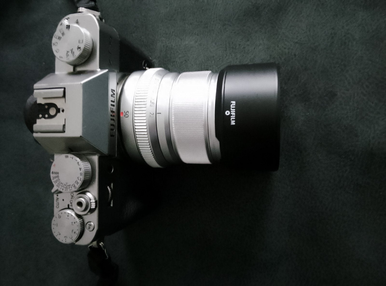 Fujifilm XT-30 avec Fujifilm XF 50 mm f/2.0 R WR argent, 29, Enlèvement ou Envoi
