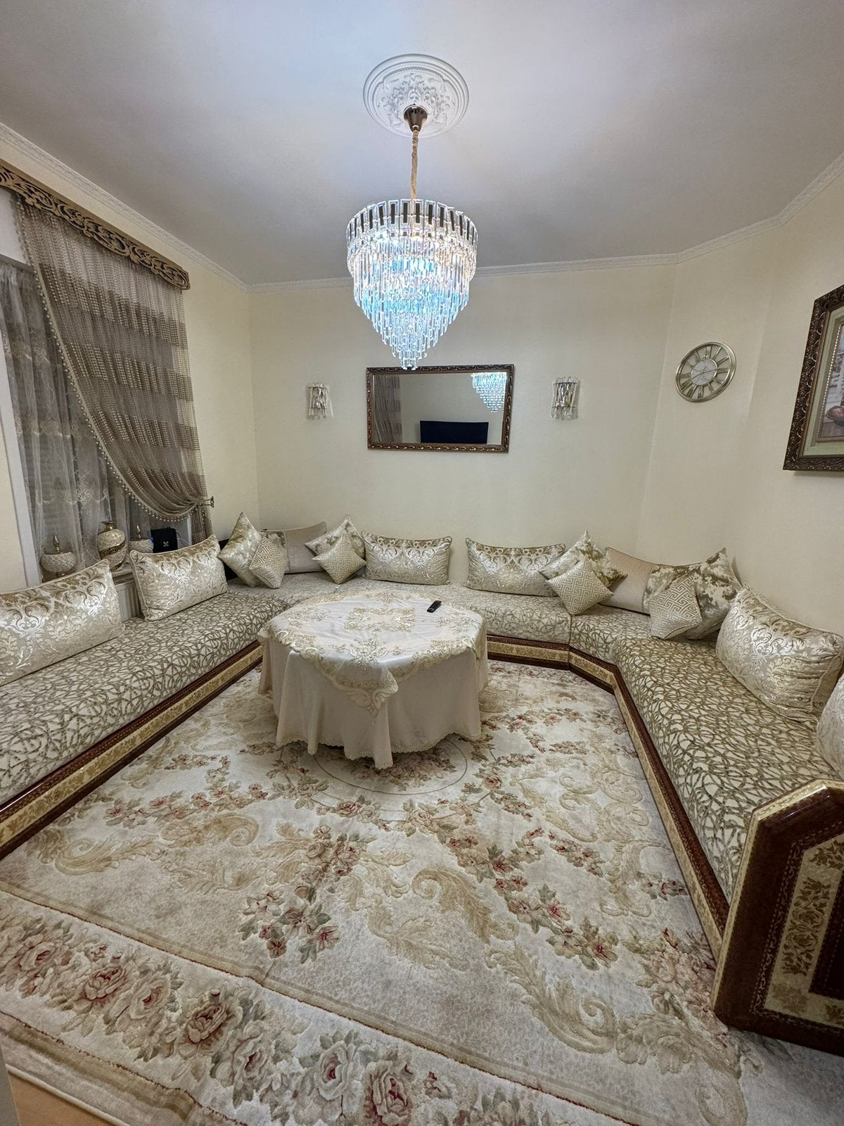Salon marocain doré, Enlèvement, Comme neuf