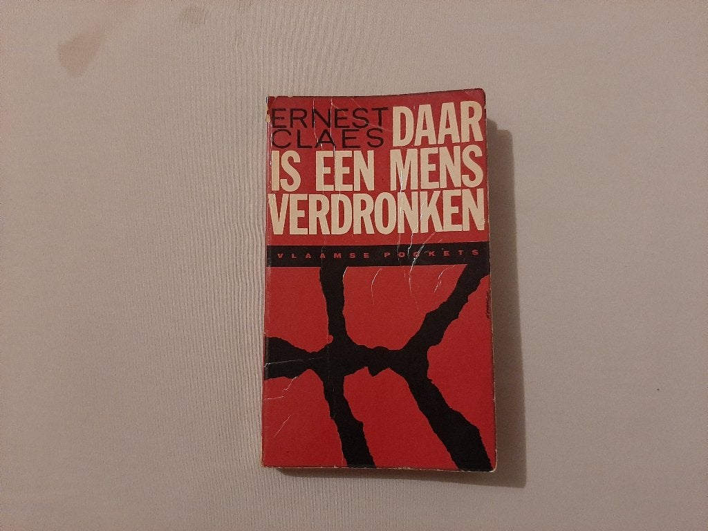 Daar is een mens verdronken van Ernest Claes (222 blz.), Ophalen of Verzenden