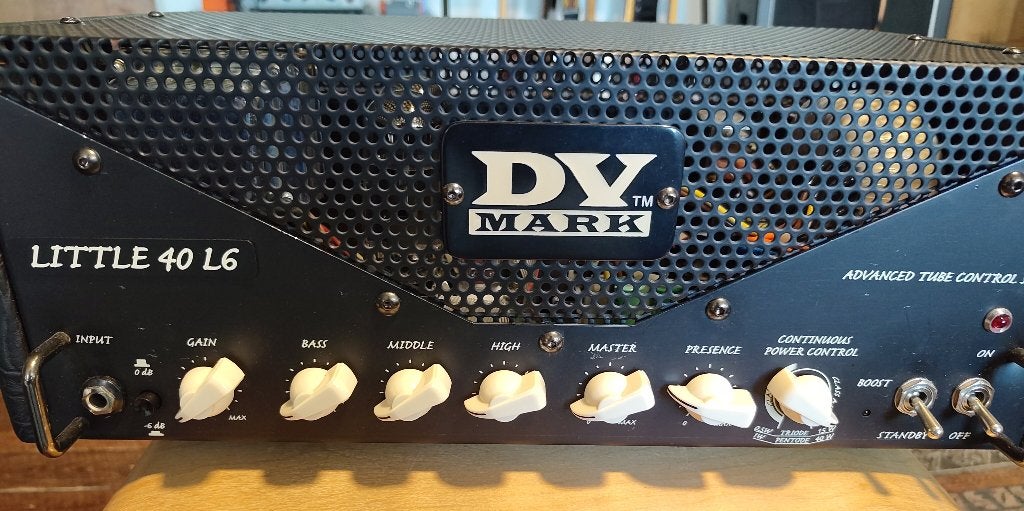 DV Mark Little 40 L6 head versterker met draagtas, Ophalen, Gebruikt, Gitaar, Minder dan 50 watt